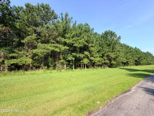201 Garbacon Drive, Beaufort, NC 28516
