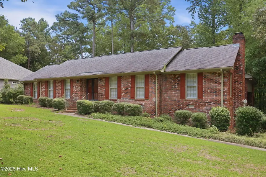 111 Robin Road, Greenville, NC 27858 - #3