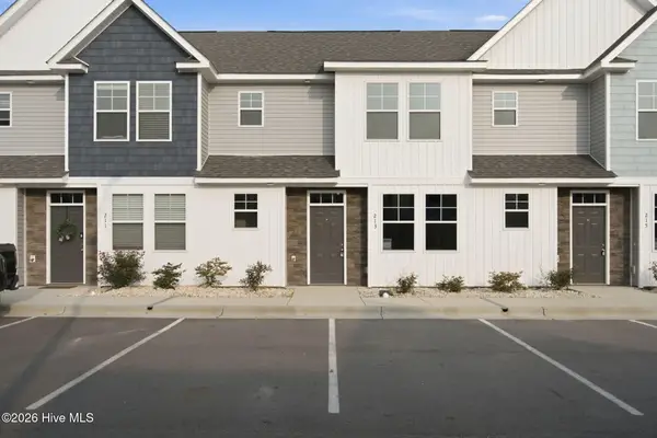 213 Sandy Cove Lane, Sneads Ferry, NC 28460