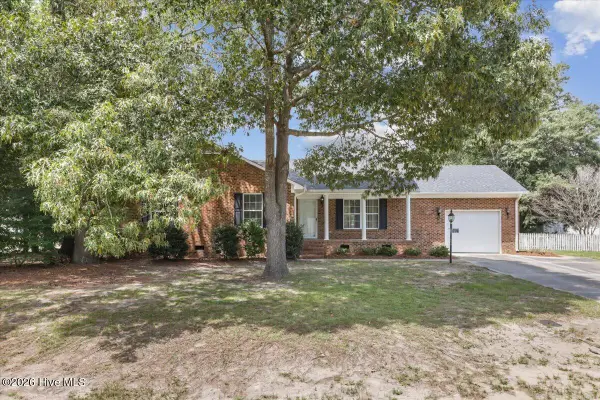 2495 Stratford Drive, La Grange, NC 28551