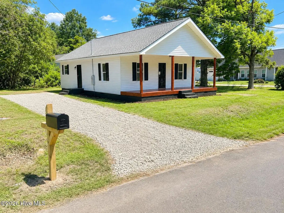302 W 1st Street, Princeton, NC 27569 - #1
