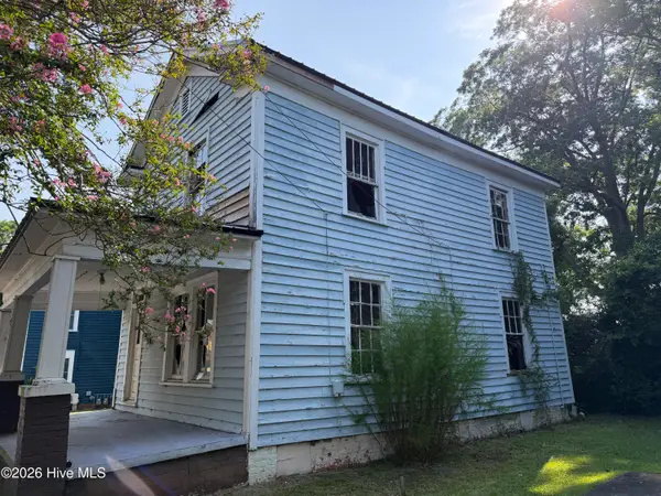 207 N Pierce Street, Washington, NC 27889