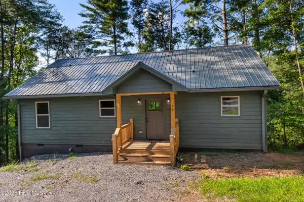 56 Oak Knob Drive, Murphy, NC 28906