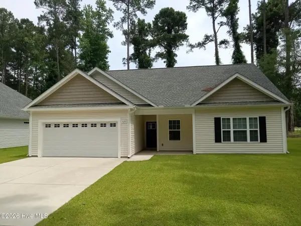 525 Vineland Drive, Whiteville, NC 28472