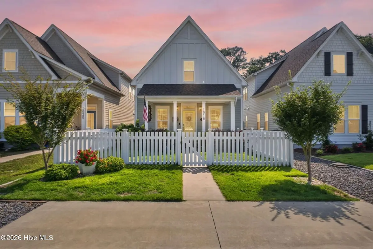 1018 N Caswell Avenue, Southport, NC 28461 - #1