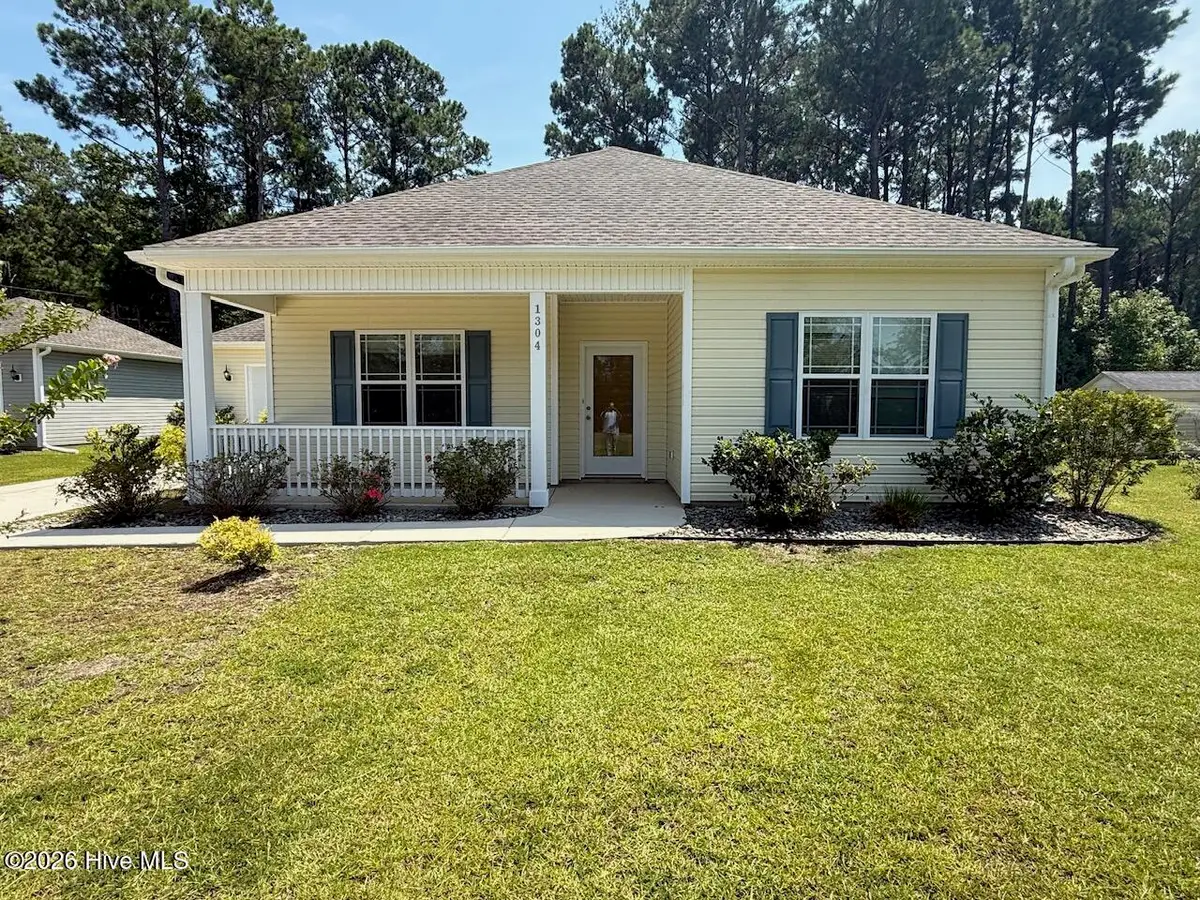1304 Old Folkstone Road, Sneads Ferry, NC 28460 - #1