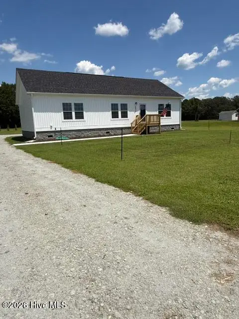 5570 River Road, Vanceboro, NC 28586