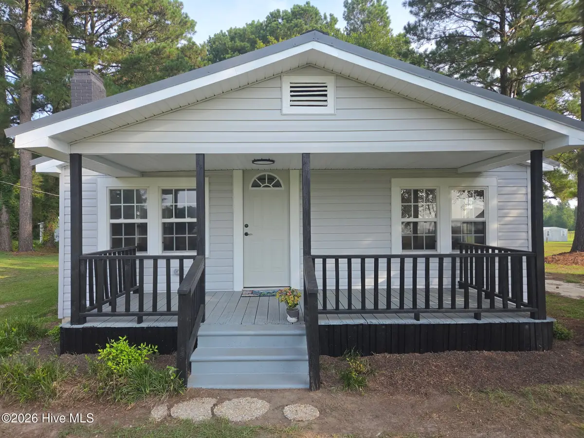 1106 S Dobson Chapel Road S, Magnolia, NC 28453 - #1