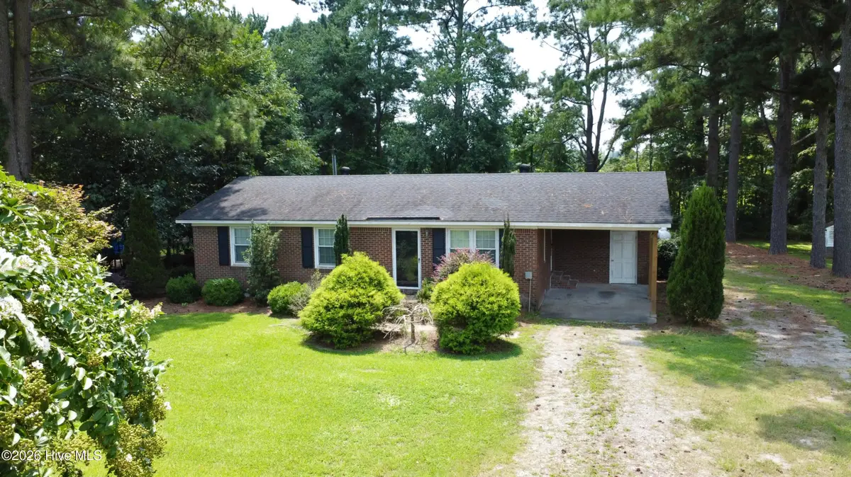 1811 John Small Avenue, Washington, NC 27889 - #1