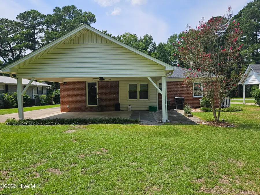 702 Stewart Avenue, Clinton, NC 28328 - #2