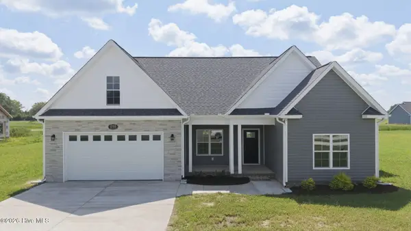 2753 Whitaker Glen Drive, Farmville, NC 27828