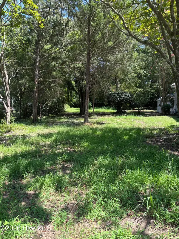 110 Kenwood Avenue, Wilmington, NC 28405