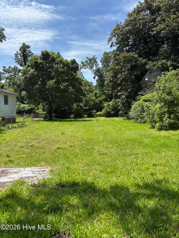 321 N 25th Street, Wilmington, NC 28405
