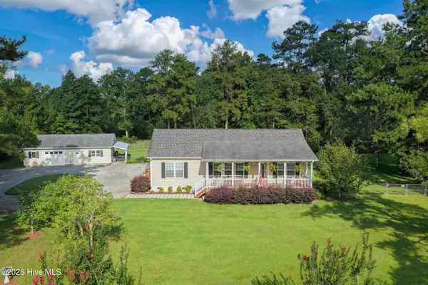 540 Meadow Lane, Burgaw, NC 28425