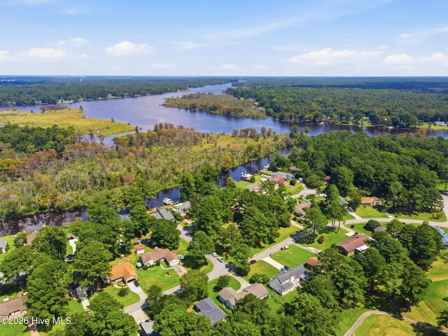 701 Plantation Drive, New Bern, NC 28562 - #2