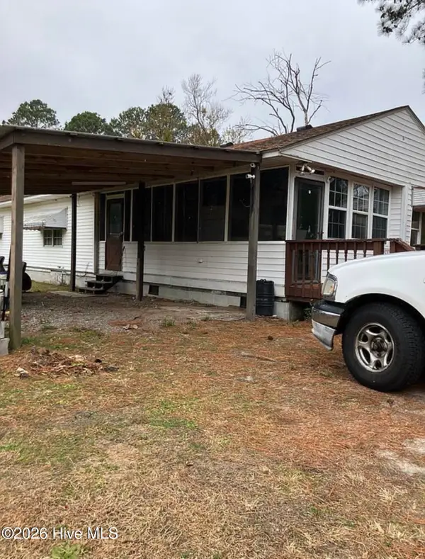 206 Scuppernong Road, Columbia, NC 27925