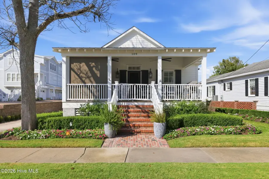 109 Broad Street, Beaufort, NC 28516 - #2