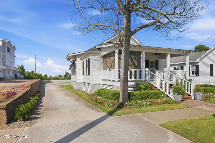 109 Broad Street, Beaufort, NC 28516 - #3