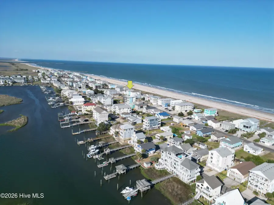 1302 Carolina Beach Avenue N #3b, Carolina Beach, NC 28428 - #3