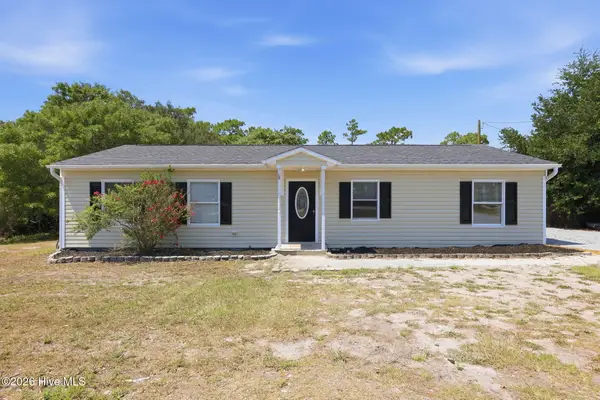 89 Crown Point Road, Hubert, NC 28539