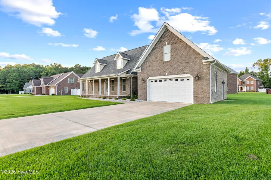 407 King Richard Court, Jacksonville, NC 28546 - #2