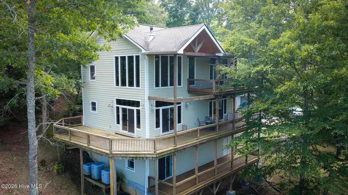 63 Snowbird Trail, Lake Santeetlah, NC 28771 - #1