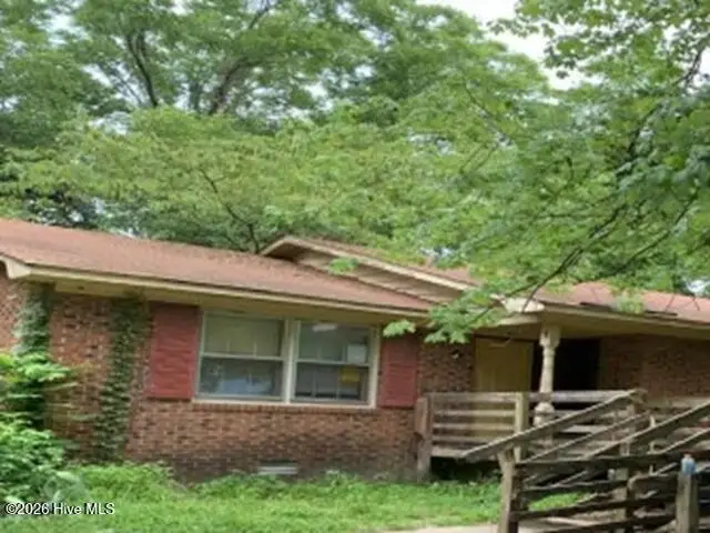 1806 S Pitt Street, Greenville, NC 27834 - #1