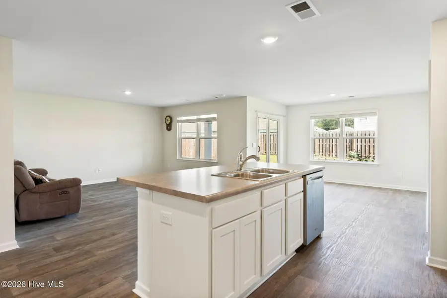 2233 Emerald Avenue, Castle Hayne, NC 28429 - #3