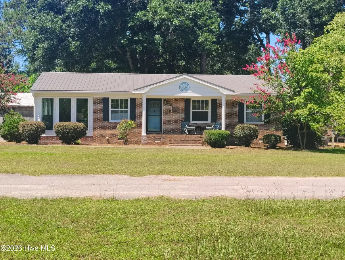 558 Elm Street, Fair Bluff, NC 28439 - #1