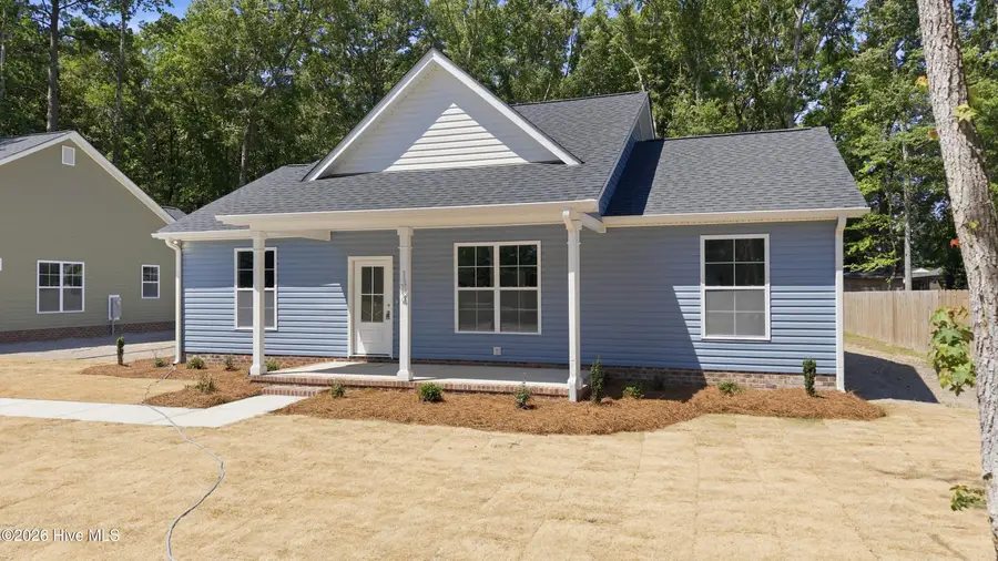 1304 W Canal Street, Tarboro, NC 27886 - #2