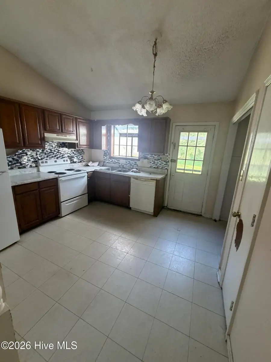 153 Pine Crest Drive, Jacksonville, NC 28546 - #3