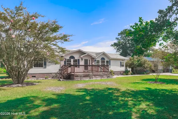 135 Jesse Lanier Lane, Wallace, NC 28466