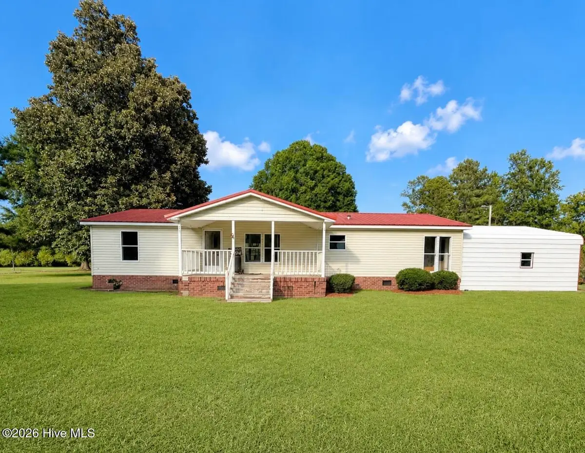 572 Ben Jones Road, Lake Waccamaw, NC 28450 - #1