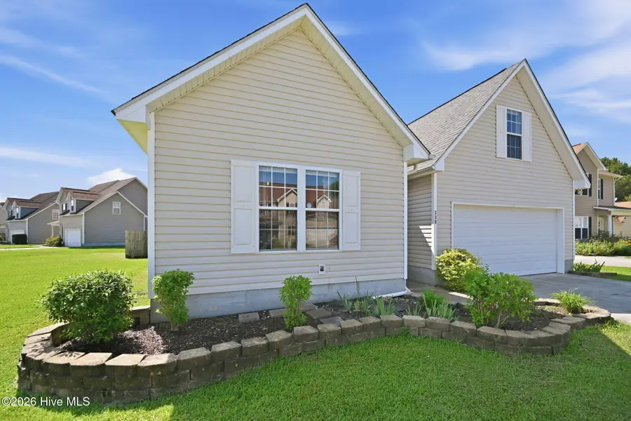 330 Providence Drive, Jacksonville, NC 28546 - #3