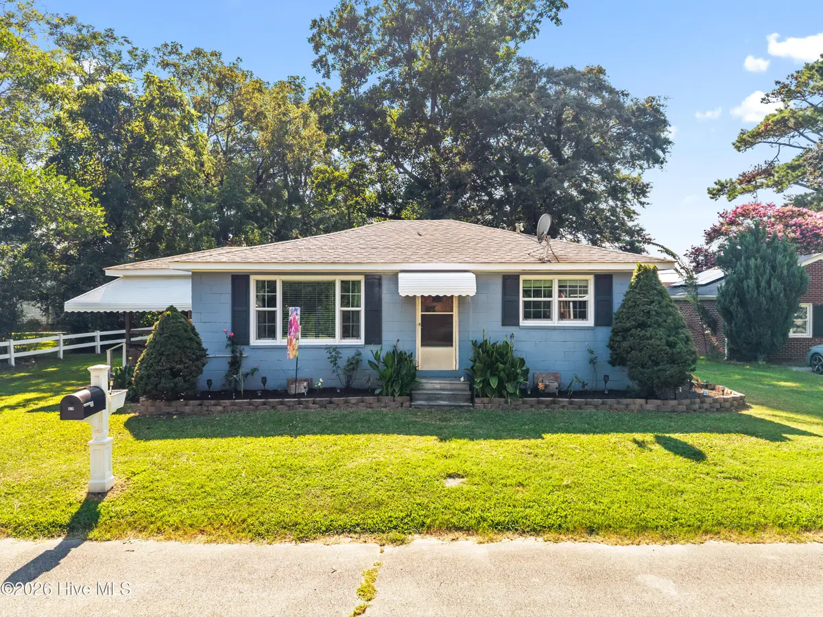 202 Academy Street, Gatesville, NC 27938 - #1