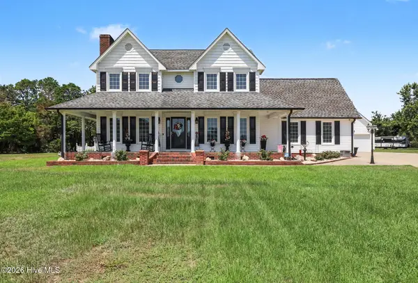 24 Clubhouse Drive, Dunn, NC 28334