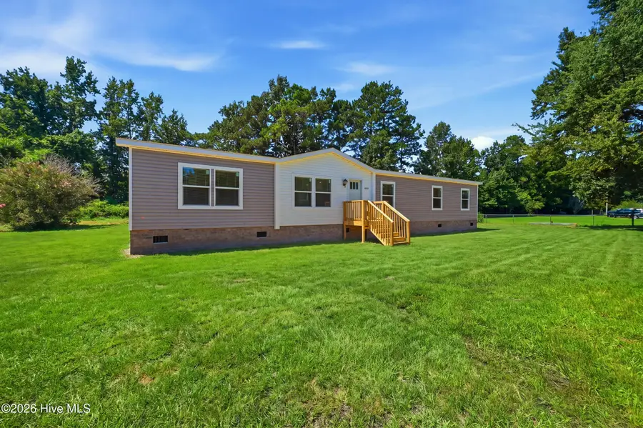 541 Sycamore Drive, Burgaw, NC 28425 - #2