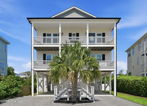 33 Sandy Lane, Surf City, NC 28445