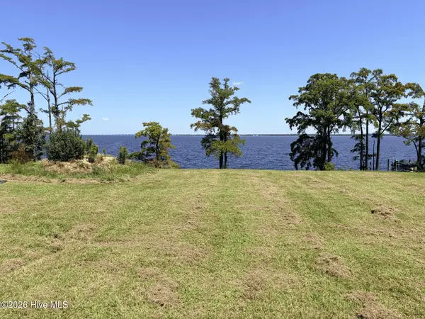 156 W Royal Way, Merry Hill, NC 27957