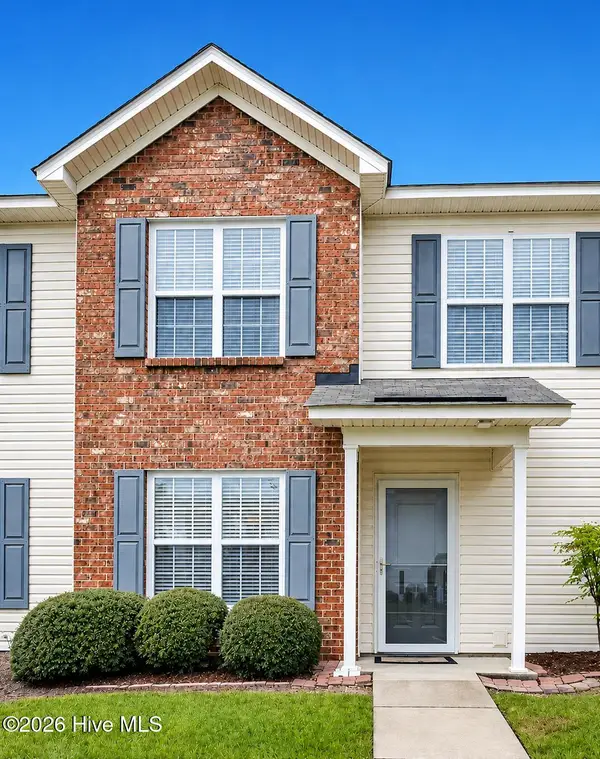 4160 Dudleys Grant Drive #F, Winterville, NC 28590