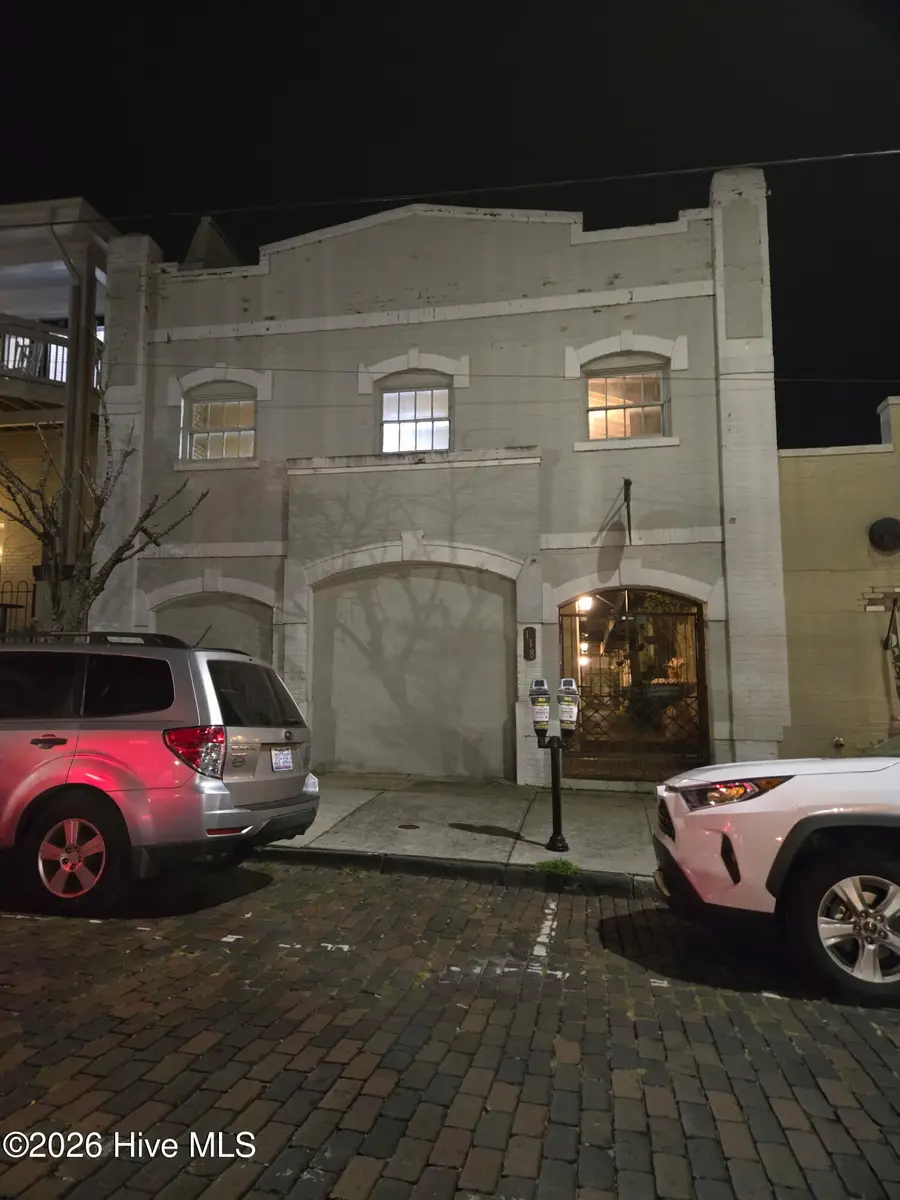 118 Dock Street #Apt 2, Wilmington, NC 28401 - #3