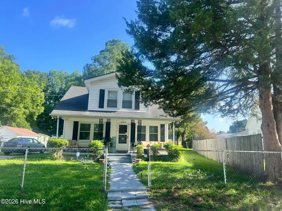 4340 W Perry Street, Farmville, NC 27828 - #2