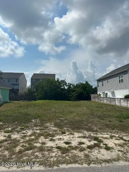 817 Kenneth Avenue, Carolina Beach, NC 28428