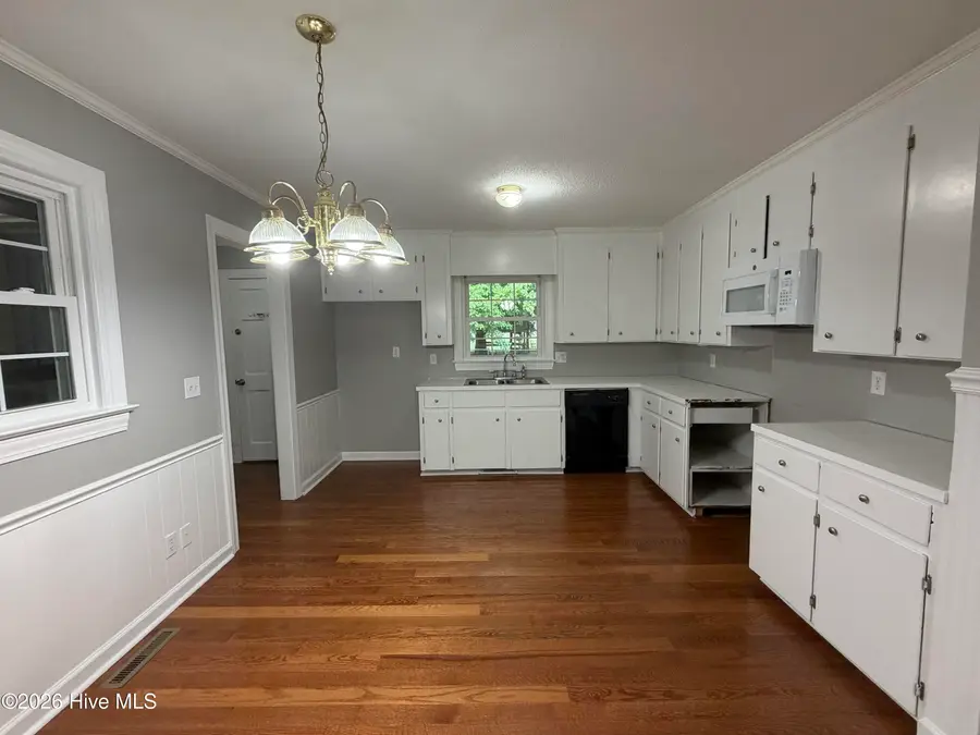 2010 Westwood Drive, Kinston, NC 28504 - #2