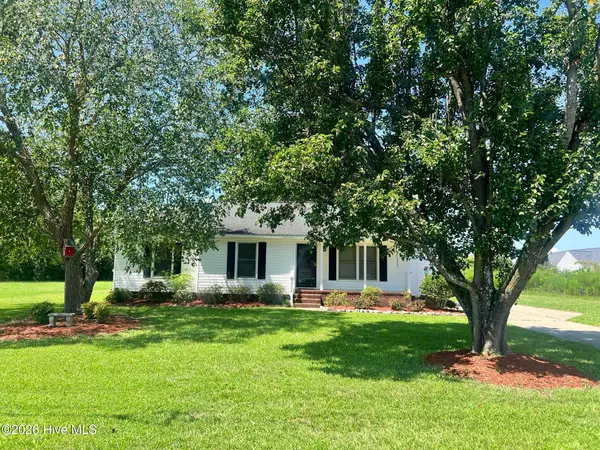 2504 Thomas Langston Road, Winterville, NC 28590
