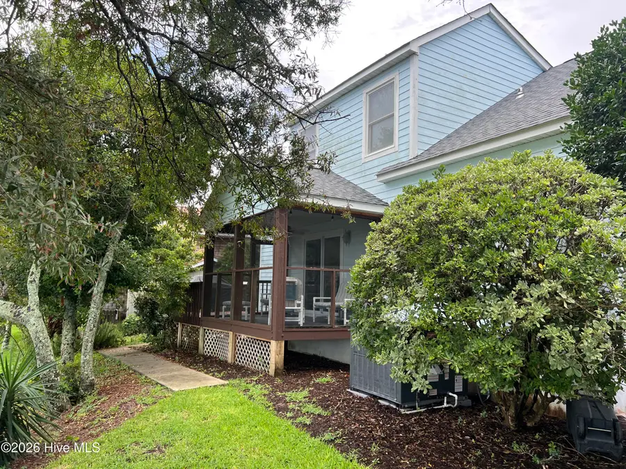 109 Oakleaf Drive, Pine Knoll Shores, NC 28512 - #3