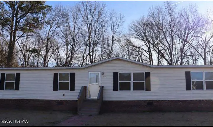 5927 Berkley Court, Grifton, NC 28530 - #1