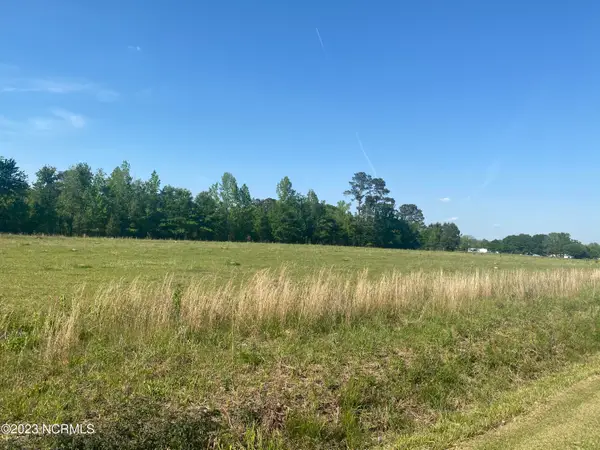 353 Best Road, Whiteville, NC 28472