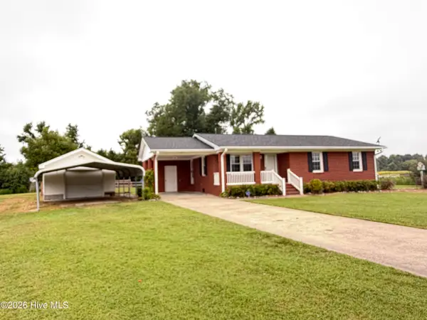623 Moore Town Road, Walstonburg, NC 27888