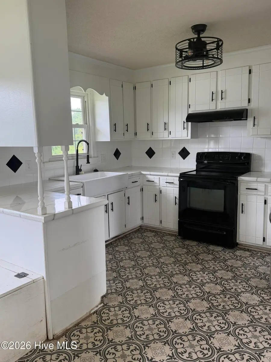 623 Moore Town Road, Walstonburg, NC 27888 - #2